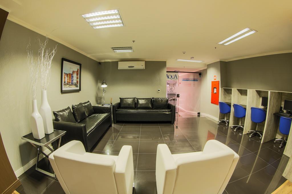 Prix Hotel Passo Fundo Esterno foto